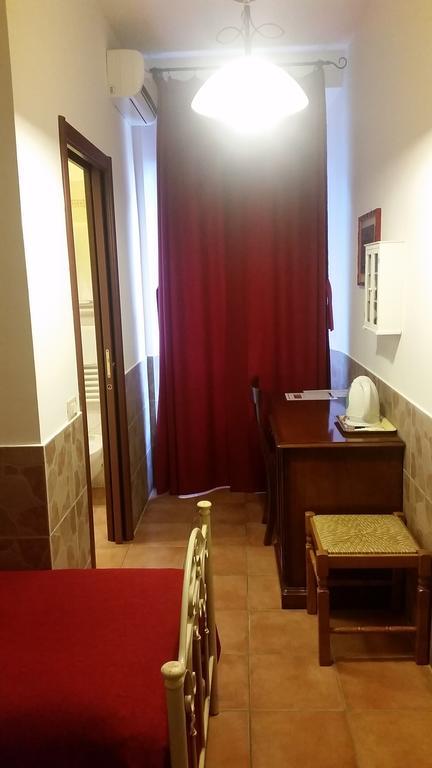 Chambre Simple avec Salle de Bains